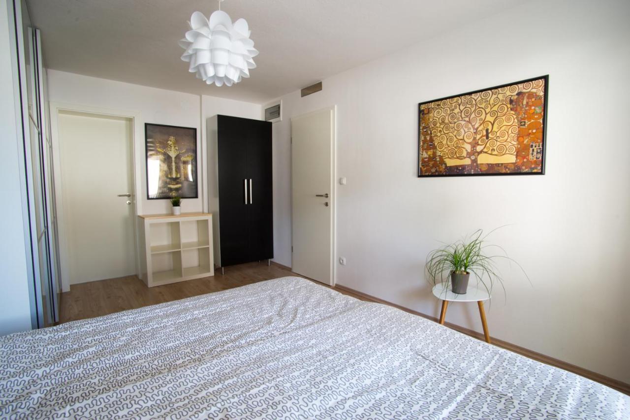 Apartment Beautiful Lake View ブレッド エクステリア 写真